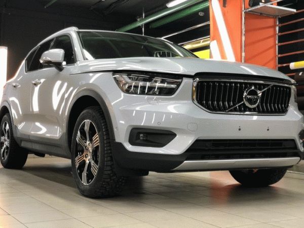 Volvo XC40 Защита от солнца и окраска