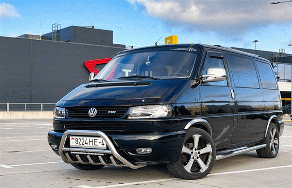Жители Гродно модернизировали свой мультифургон VW T4. Это означает, что он не должен платить транспортный налог. Вот сколько он потратил